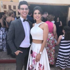 Meet your Posher, Isabel